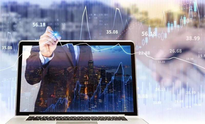  老牌基金经理面临规模压力；新人布局科技板块初显效果；景顺长城积极探索权益业务转型路径。 股票财经