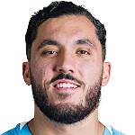  绿茵场上的小插曲；谢尔基颠球遭放倒，瓜帅摇头叹息。 体育新闻