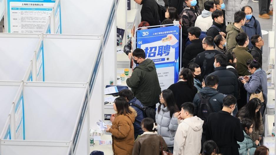  深圳这场招聘会凭什么搅动高端人才市场？ 新闻