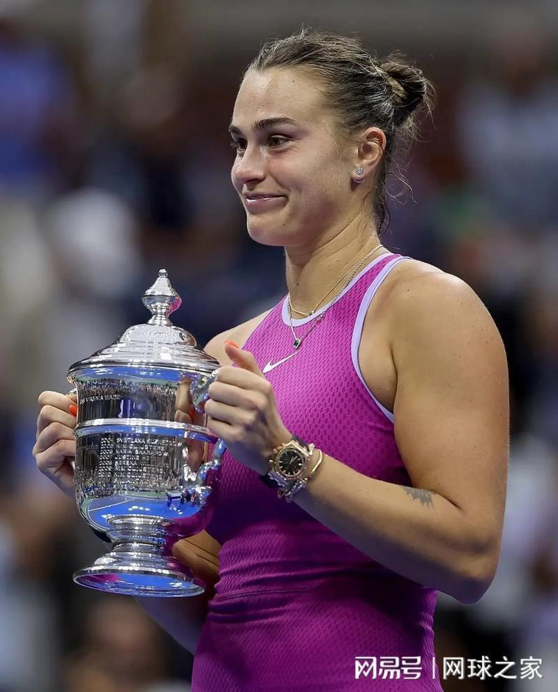  技术解码：辛纳与萨巴伦卡的2024同步称霸密码 体育新闻