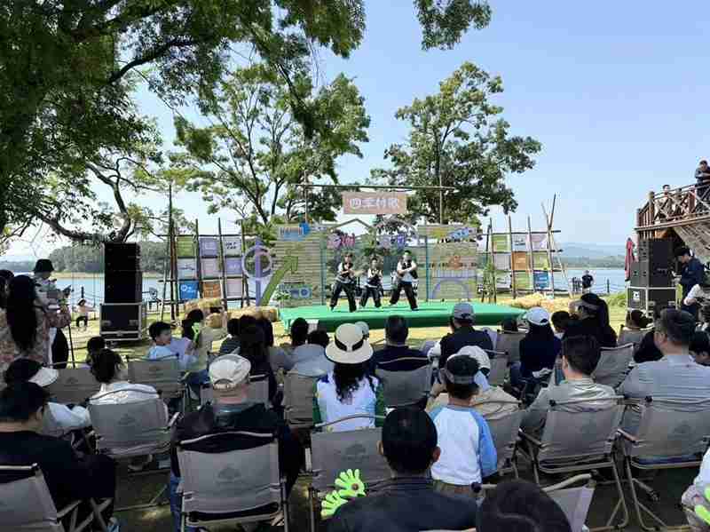  技术架构与群众活力：信阳浉河区“乡村麦克风”示范活动的系统性解构 文化旅游