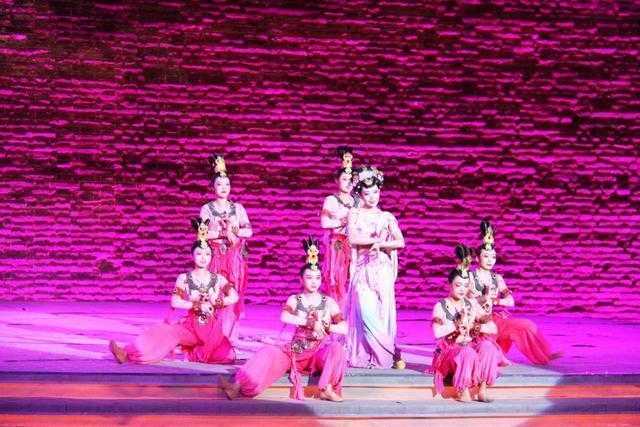  技术解密·沉浸式演艺新范式：西安城墙《梦长安》多媒体实景演出深度剖析 文化旅游 技术解密·沉浸式演艺新范式：西安城墙《梦长安》多媒体实景演出深度剖析 文化旅游