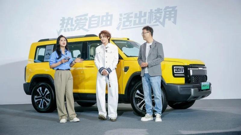  方盒子+Hi4电四驱：技术架构如何重塑全能SUV 汽车科技